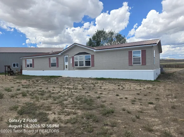 55 Pipers Way, La Barge, WY 83123