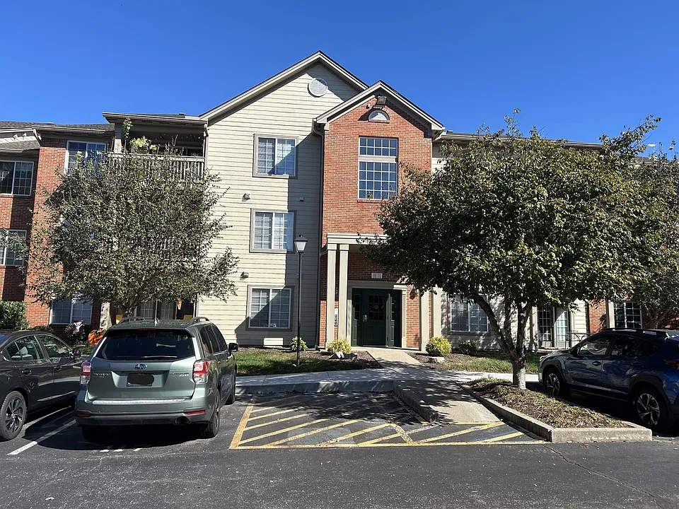 600 Vincent Way #4110