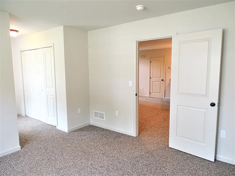 12 Arrowhead Dr — Photo 12