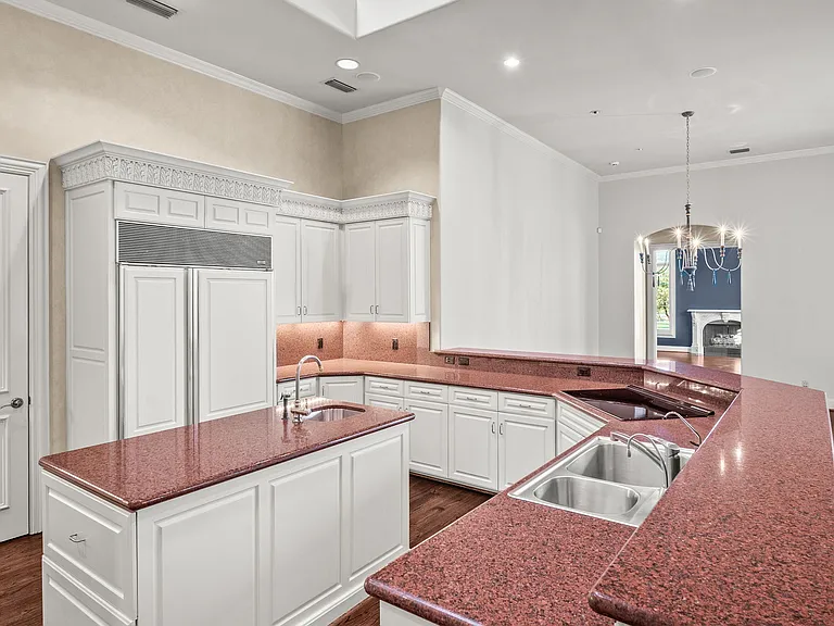 4624 Byron Cir — Photo 11
