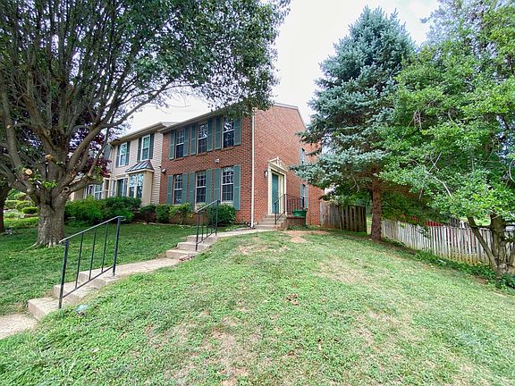3rd image of 648 Coral Reef Dr