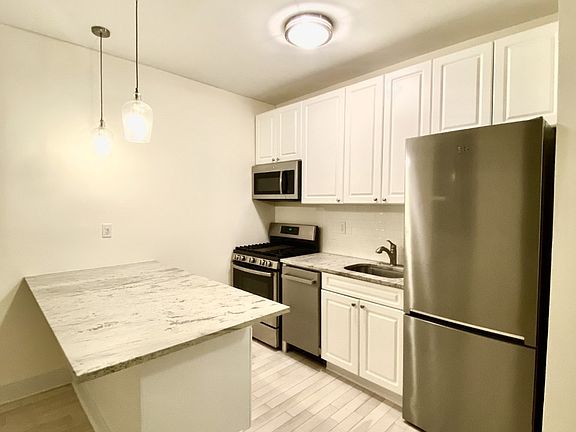 2nd image of 3100 Brighton 2nd St APT 5J