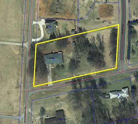 3rd image of 2528 Sunnycrest Dr