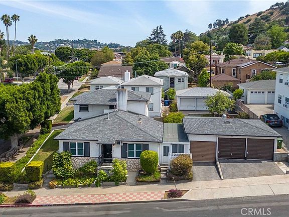 2nd image of 3204 Palmer Dr