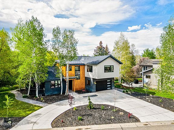 4th image of 1702 Creek Side Ln