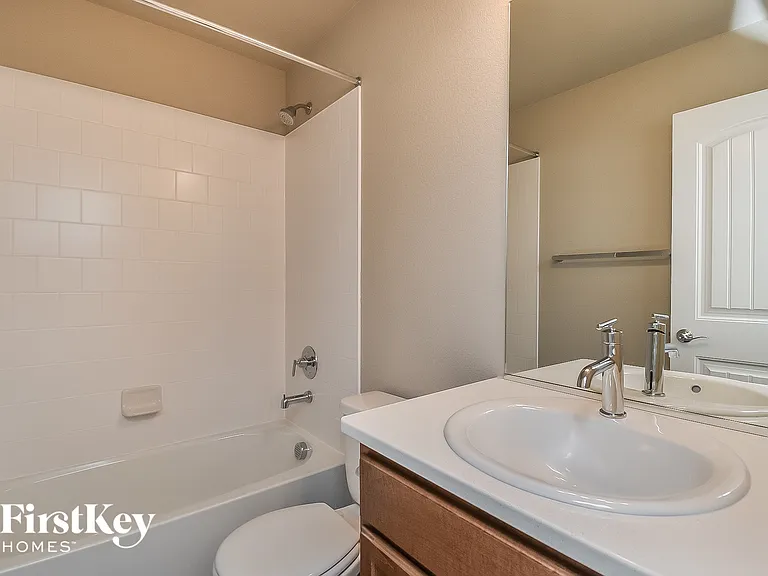 10225 Luneth Dr — Photo 14