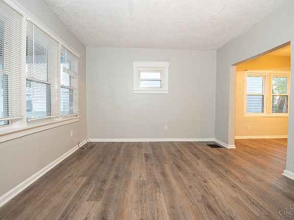 3rd image of 1634 Gilsey Ave
