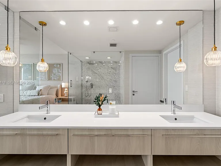 3131 NE 7th Ave #2101 — Photo 36