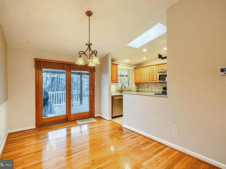 8908 Golden Tree Ln — Photo 8