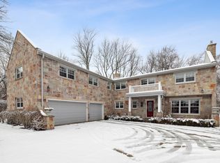41 Longmeadow Rd, Winnetka, IL 60093