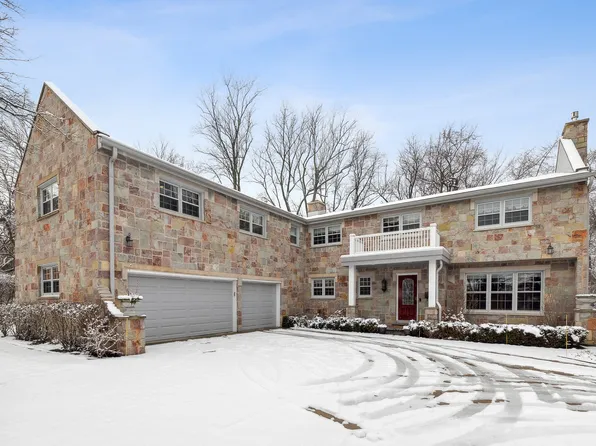 41 Longmeadow Rd, Winnetka, IL 60093