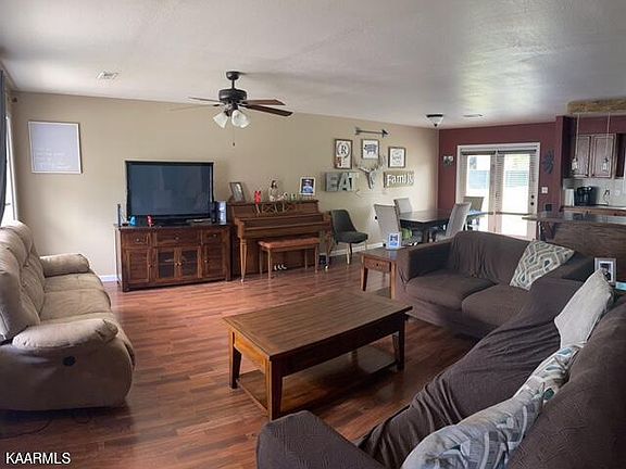 5th image of 207 Cumberland Dr