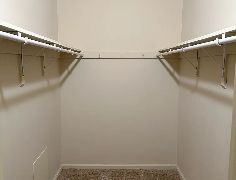 Claridge House — Photo 142