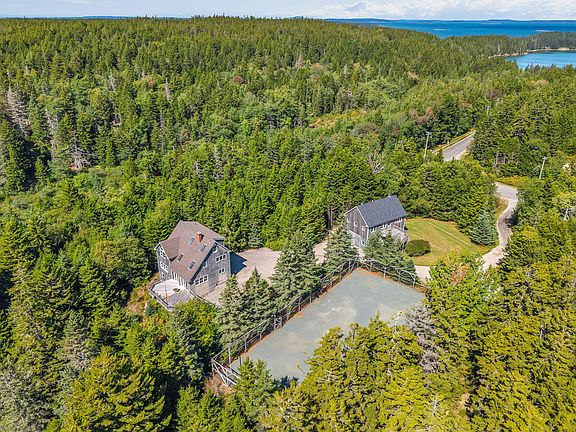 4th image of 7 Minturn Road