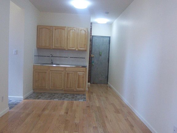 4th image of 47 Delancey St APT 103