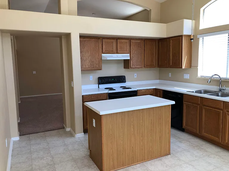 1319 W Escuda Rd — Photo 7