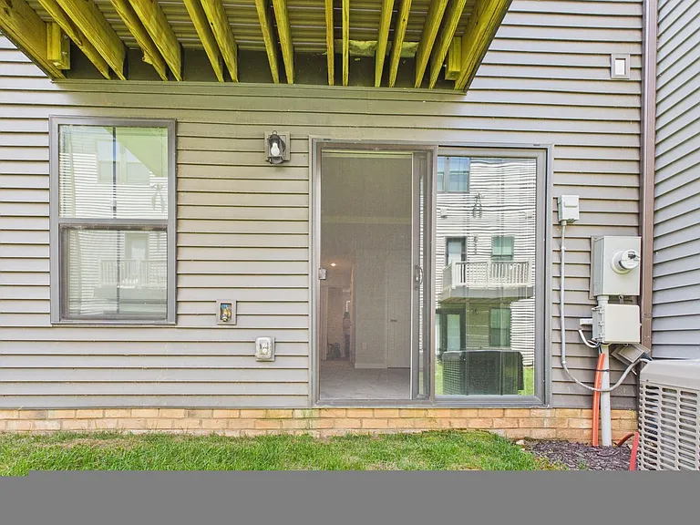 2117 Old Manchester St — Photo 30