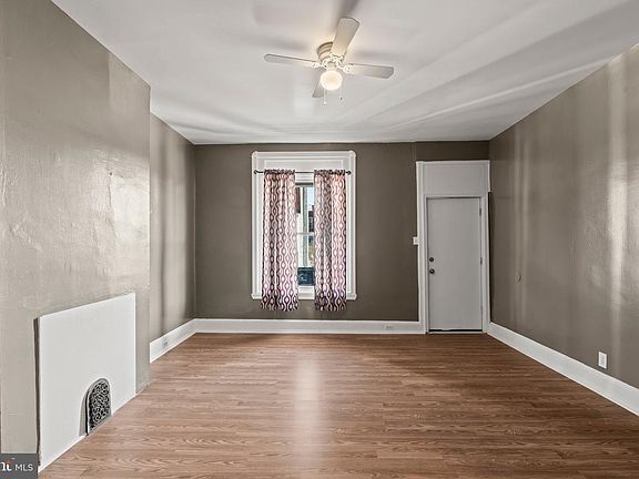 3rd image of 1848 S Conestoga St
