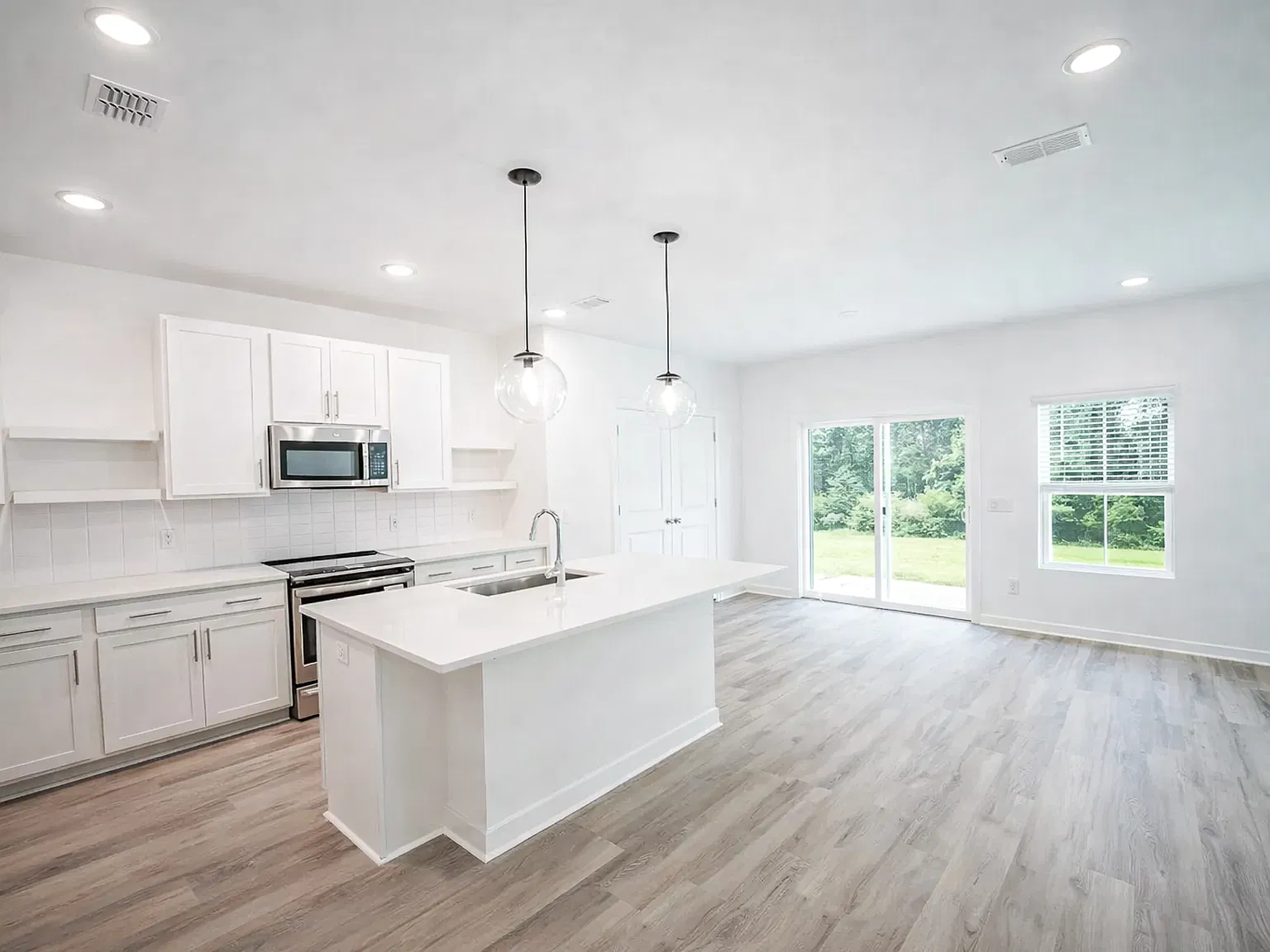 GA SAV 154 Kingswood Circle - 1 — Photo 2