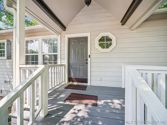 4th image of 31161 Blackwood Dr