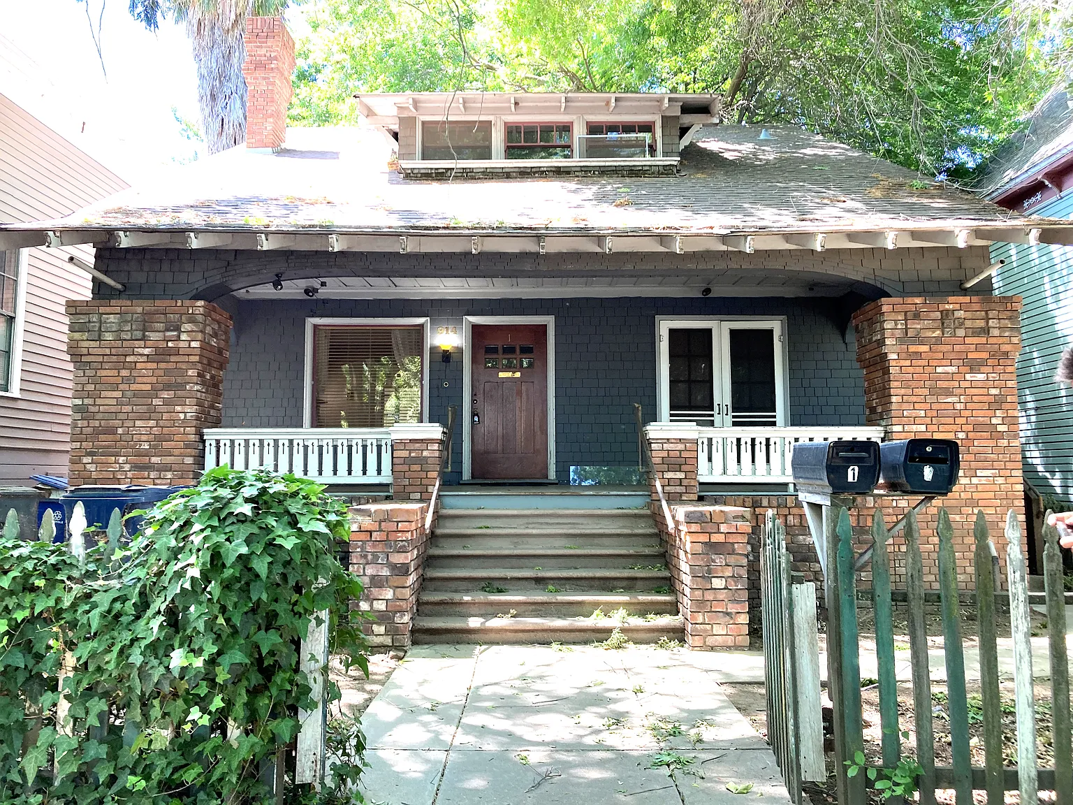 2 bed, 1100 sqft, $1,990 — Photo 1