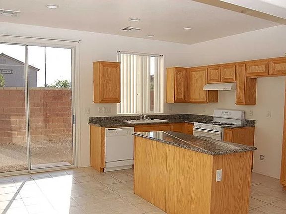 2nd image of 6212 S Caddo Creek St