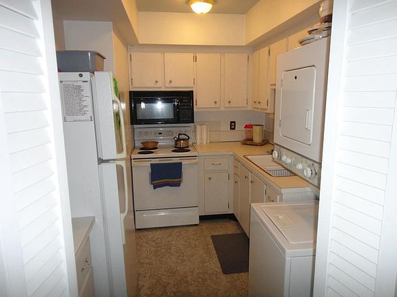 2nd image of 315 Circle Dr S APT 203
