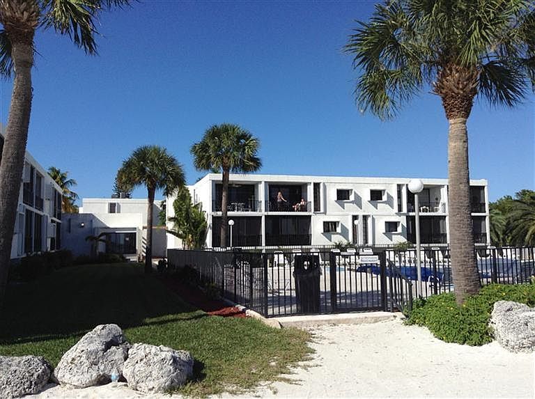 1st image of 133 Coco Plum Dr #23