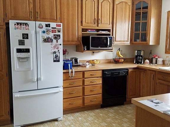 2nd image of 7795 N Lake Bluff 5 Dr