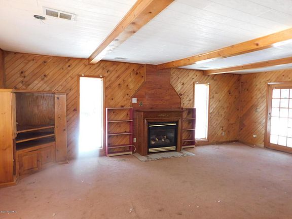 2nd image of 48969 42nd St