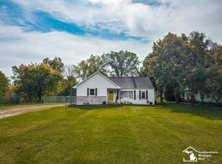 920 Cole Rd, Monroe, MI 48162