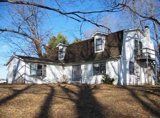 1640 Lee Rd, New Harmony, IN 47631