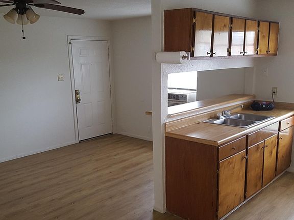 3rd image of 536 J St