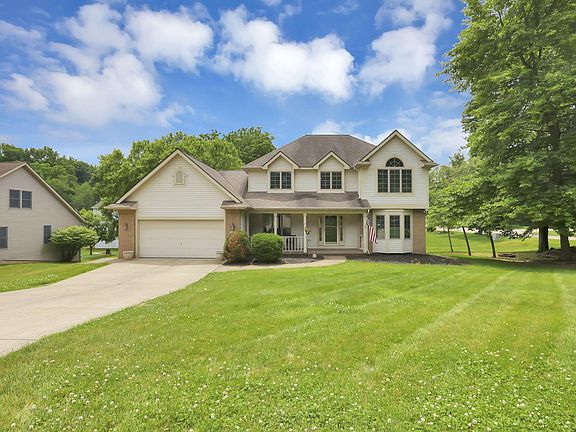 2nd image of 1365 Normandy Dr