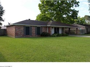 316 Belaire Dr, New Iberia, LA 70563