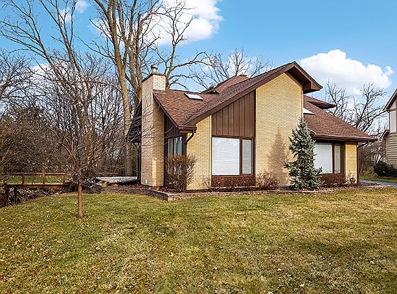 2nd image of 1808 Woodview Ct