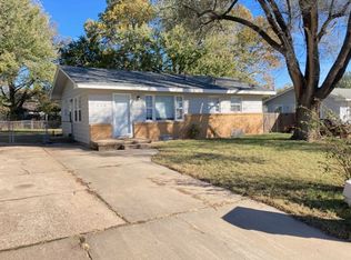 434 W 5th St, Haysville, KS 67060