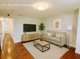 2013 S 11th St, Philadelphia, PA