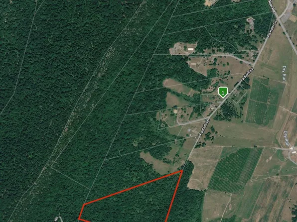 Pa Kath Ln, Martinsburg, WV 25403
