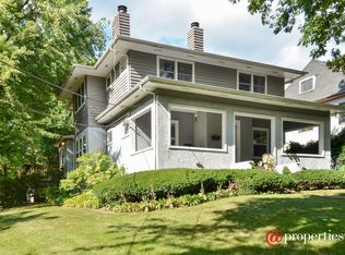 439 Dundee Rd, Glencoe, IL 60022