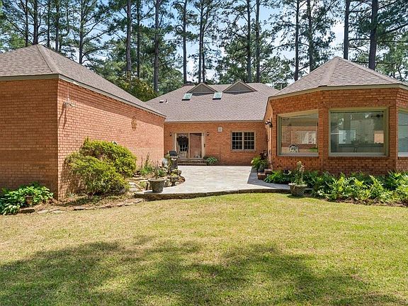 4th image of 8294 Blair Ln