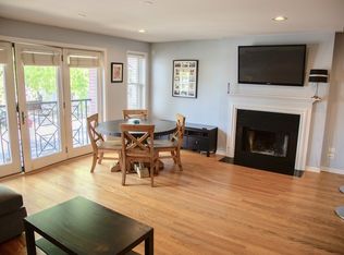 3223 N Racine Ave UNIT 2, Chicago, IL 60657