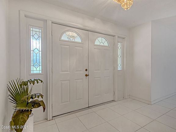 5th image of 3482 South St