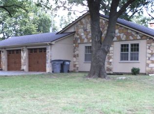 2038 W 15th Ave, Emporia, KS 66801