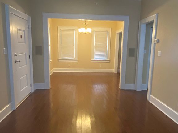 5th image of 714 S Bungalow Ter