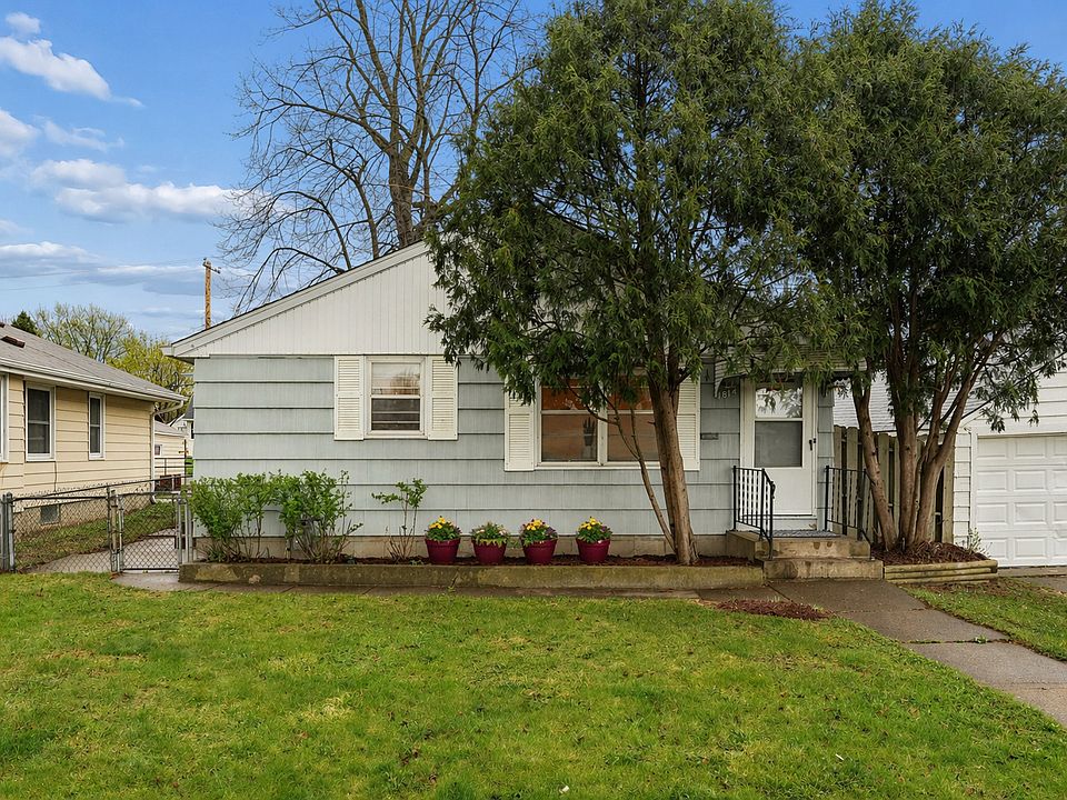 1st image of 1814 Montana Ave E