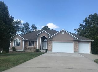 5058 NW Woodside Ct, Riverside, MO 64150