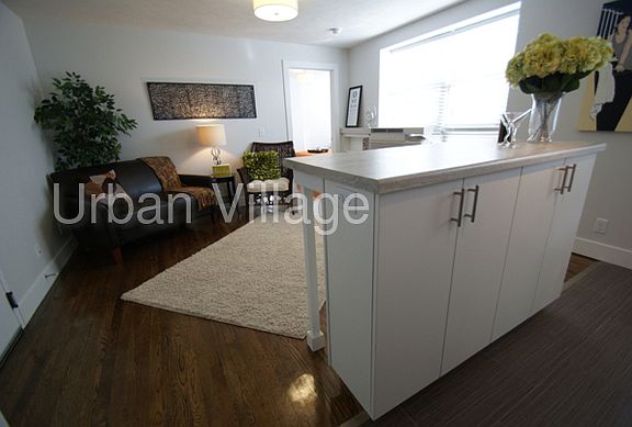 4th image of 846 Park Ave APT 208