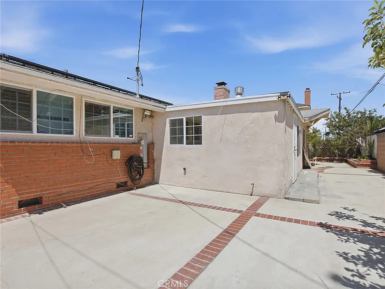 11642 Daniel Ave — Photo 8