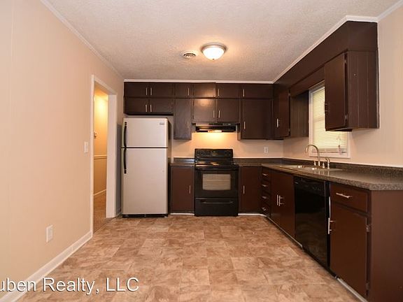 5th image of 320 Serpentine Dr